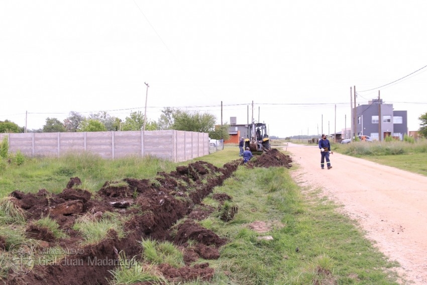 Comenzaron los trabajos para optimizar el escurrimiento del agua en el