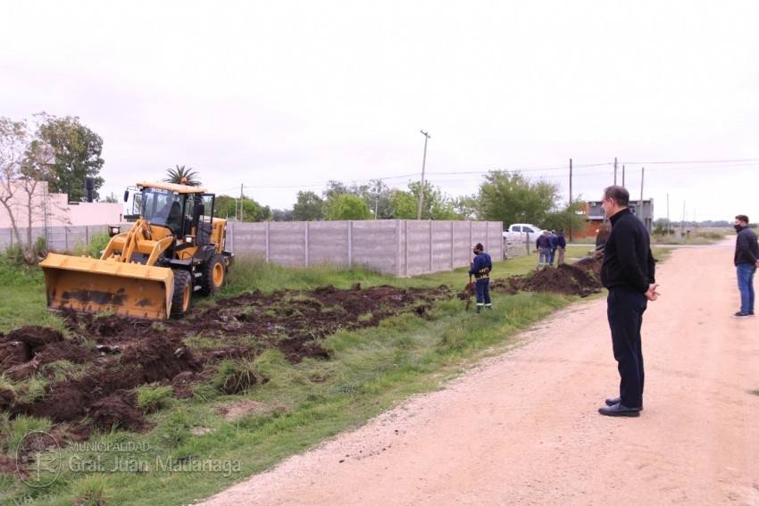 Comenzaron los trabajos para optimizar el escurrimiento del agua en el