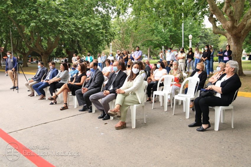 Santoro tom juramento a los nuevos funcionarios de su gabinete ejecut