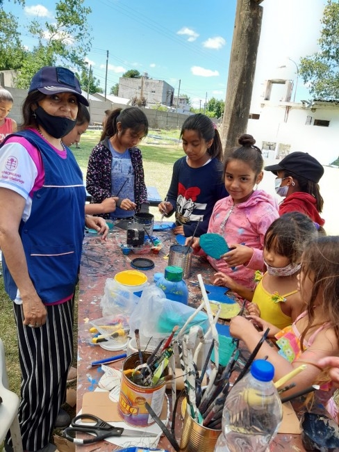 M�s de 200 ni�os ya forman parte de la colonia de verano municipal