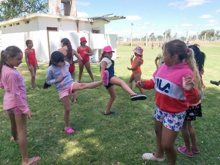 M�s de 200 ni�os ya forman parte de la colonia de verano municipal