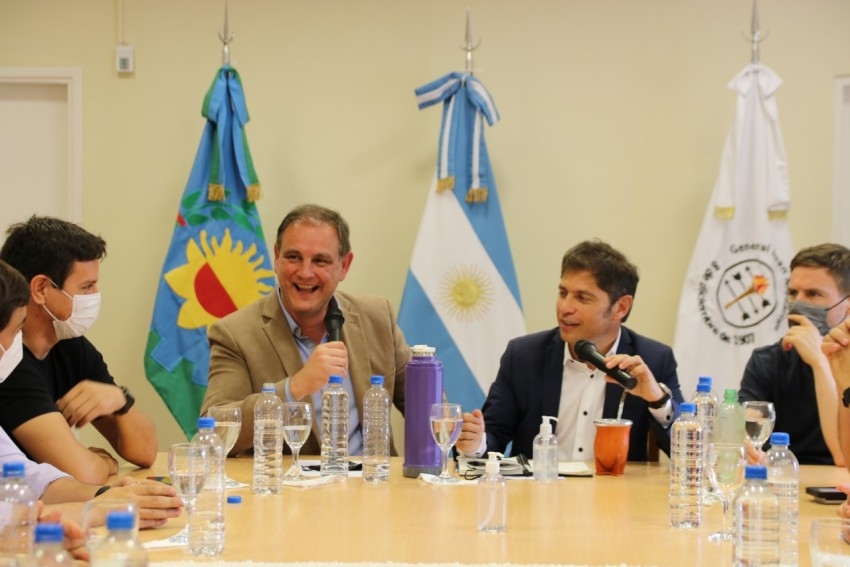 Santoro recibió al gobernador de la provincia de Buenos Aires, Axel Ki