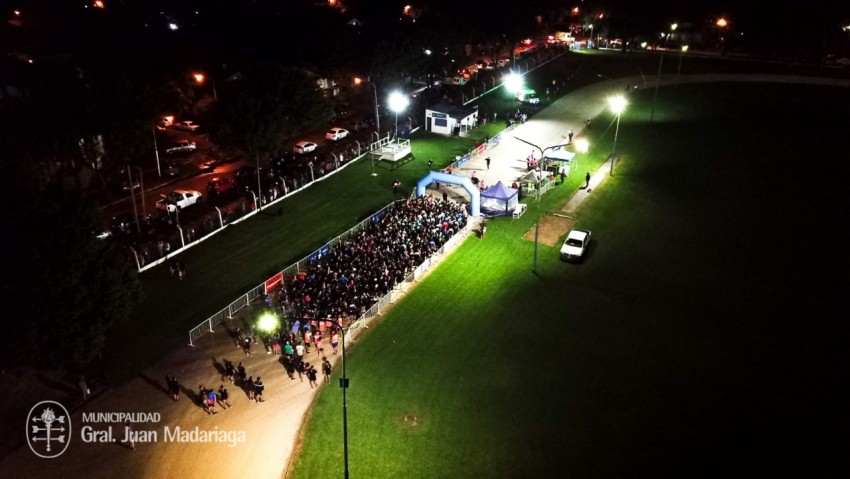 Las 5 Millas Nocturnas en fotos