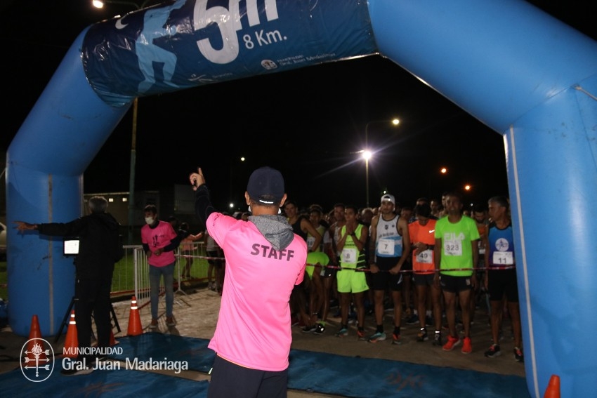 Las 5 Millas Nocturnas en fotos