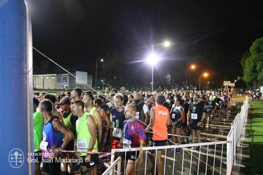 Las 5 Millas Nocturnas en fotos