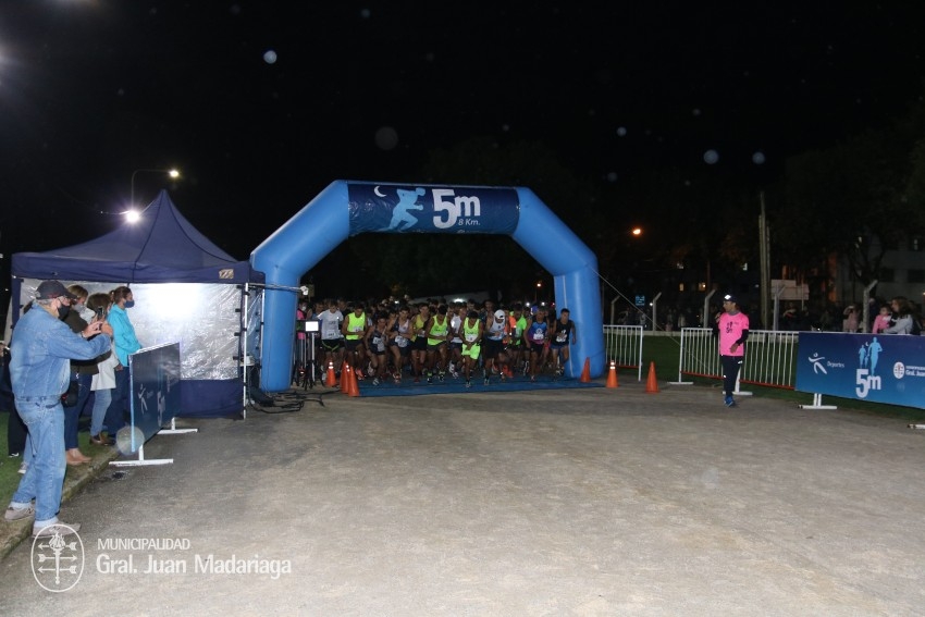 Las 5 Millas Nocturnas en fotos