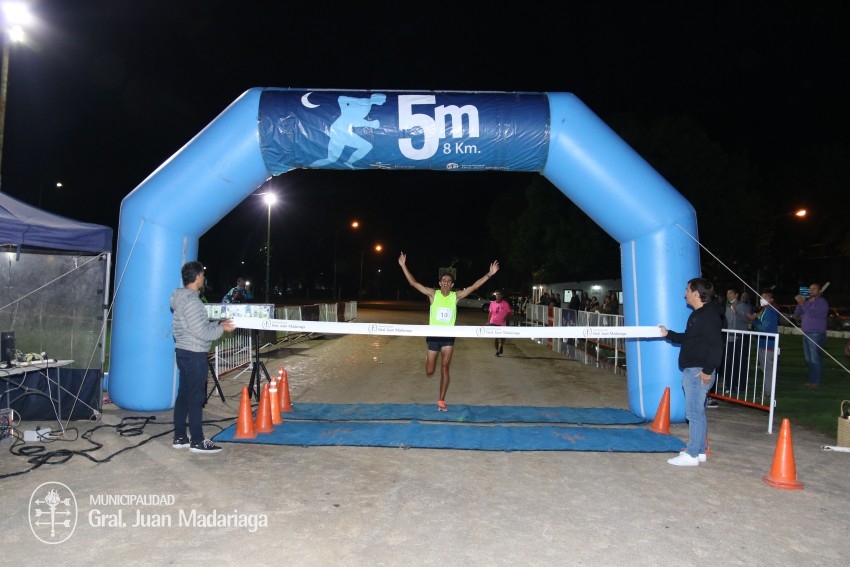 Las 5 Millas Nocturnas en fotos