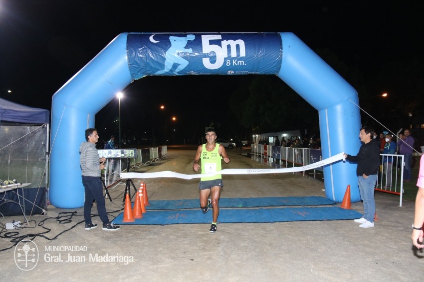 Las 5 Millas Nocturnas en fotos