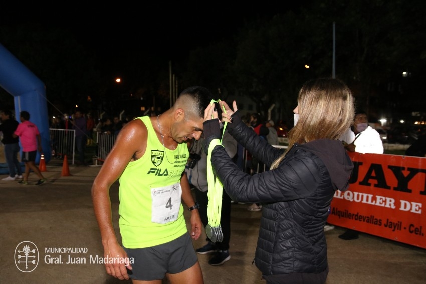 Las 5 Millas Nocturnas en fotos