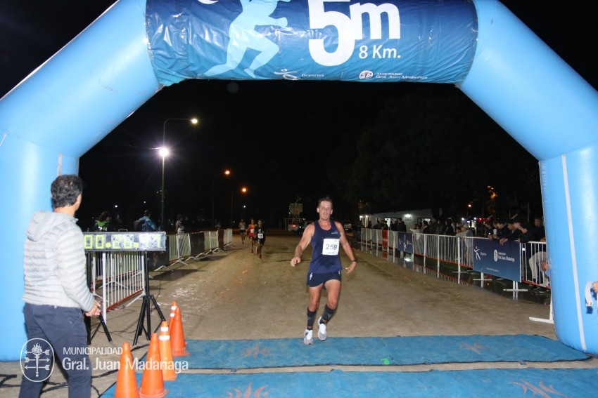 Las 5 Millas Nocturnas en fotos