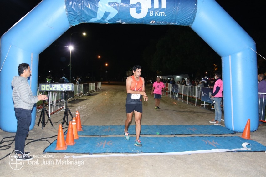 Las 5 Millas Nocturnas en fotos