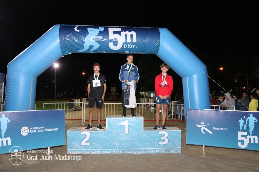 Las 5 Millas Nocturnas en fotos