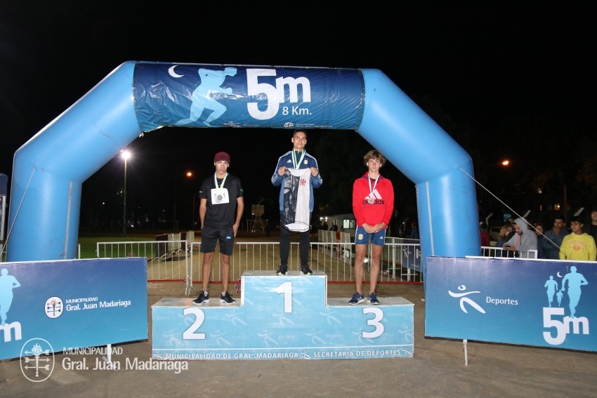 Las 5 Millas Nocturnas en fotos