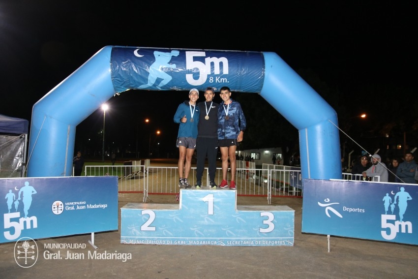 Las 5 Millas Nocturnas en fotos