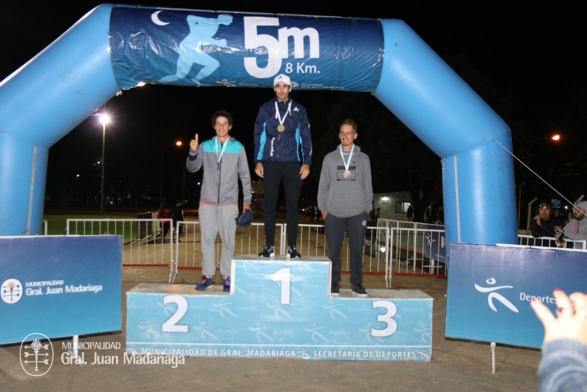 Las 5 Millas Nocturnas en fotos