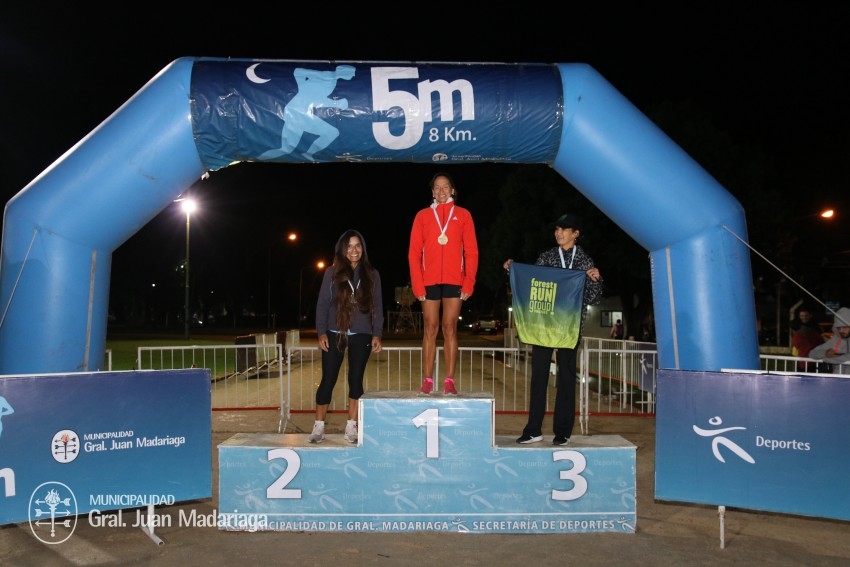 Las 5 Millas Nocturnas en fotos