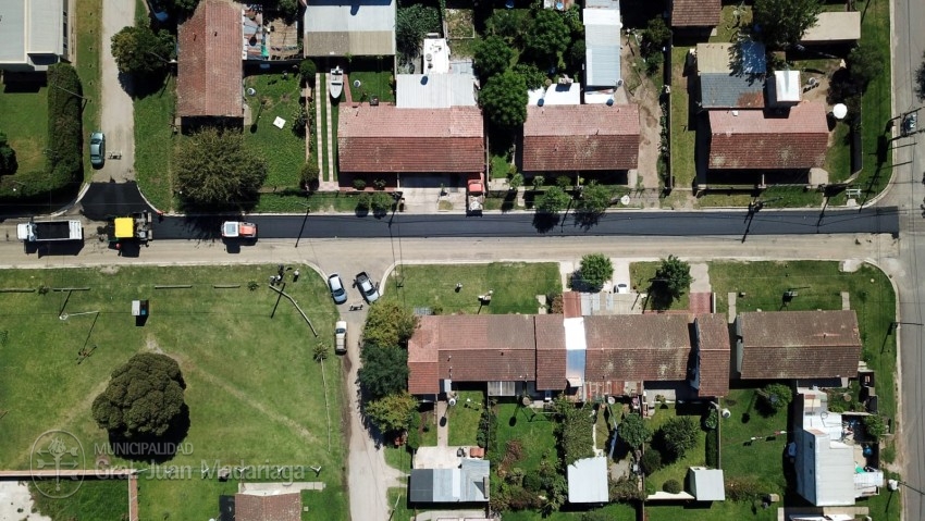 Comenzaron con el asfaltado de la Calle 17