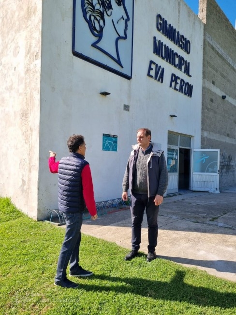 Santoro recorri el Polideportivo y el Gimnasio en donde se planifican