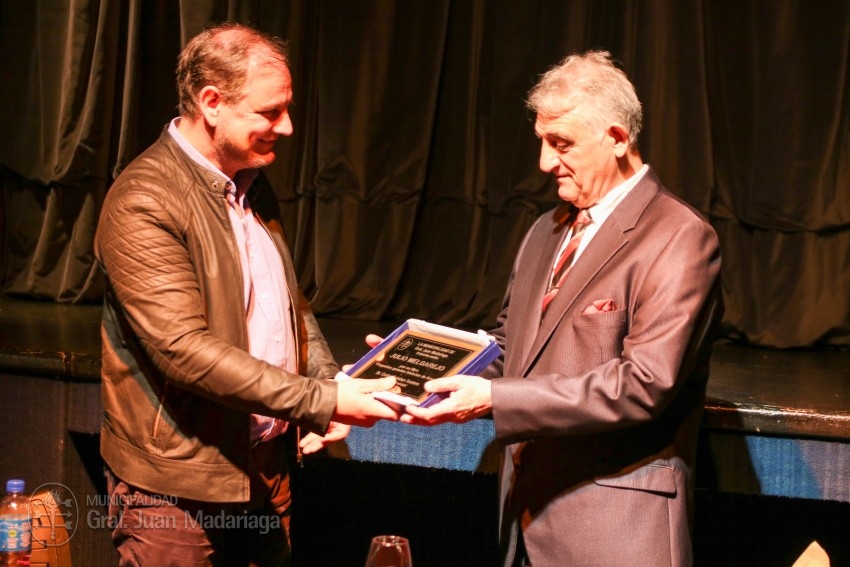 Ante una concurrida audiencia, Julio Melgarejo disert en la Casa de l