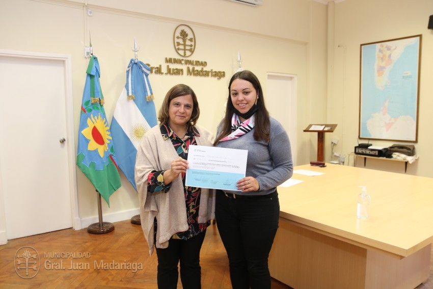 Ms agentes municipales recibieron la certificacin por haber concreta