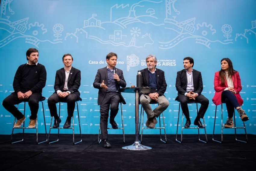 Santoro y Kicillof firmaron un convenio para la construccin de un Pol