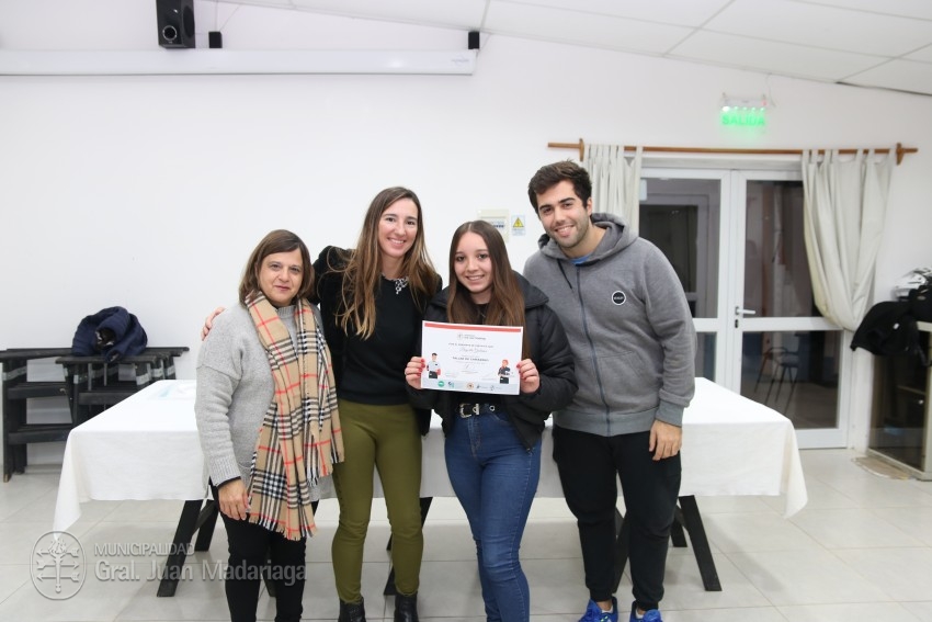 Otros 45 madariaguenses recibieron su certificado del curso de Camarer