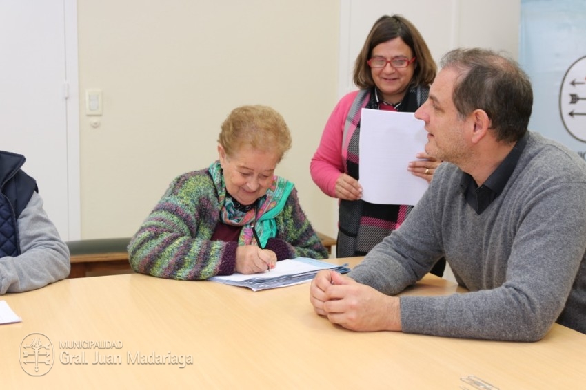 Entregaron cheques por fondos de multas a instituciones