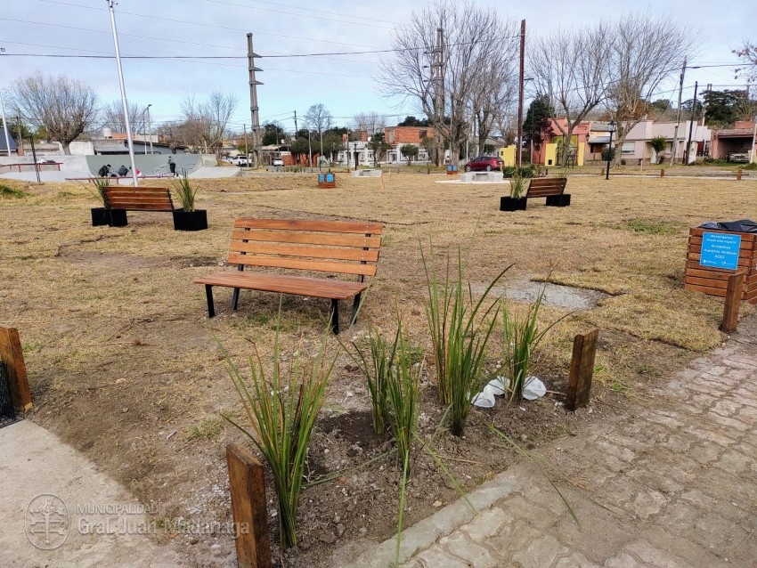 Jvenes madariaguenses pintaron la pista del skatepark