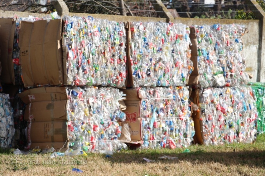 Medio Ambiente sum una nueva compactadora de residuos