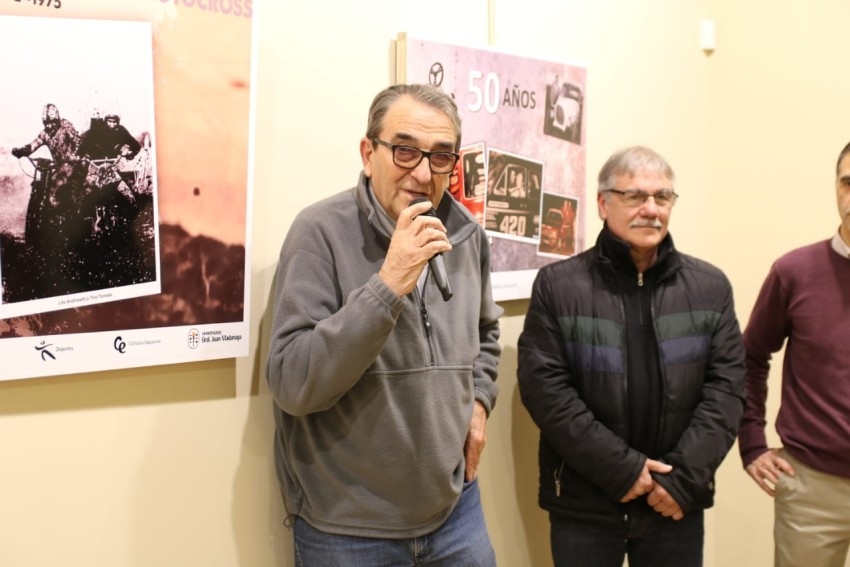 Con un excelente marco de pblico se inaugur la muestra  fotogrfica 