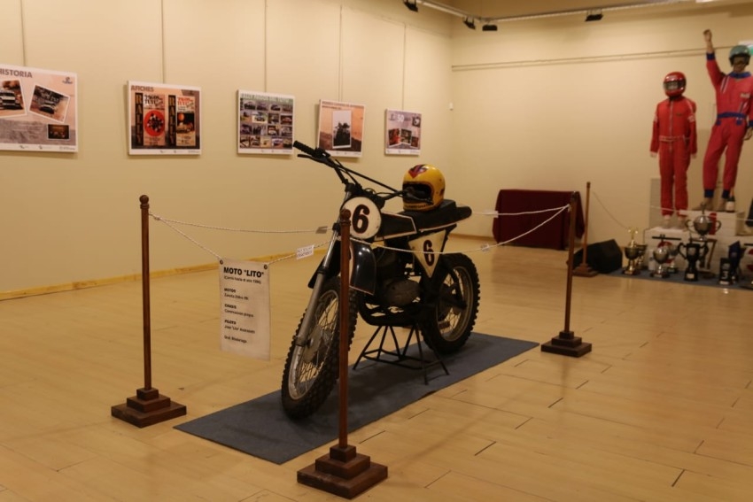 Con un excelente marco de pblico se inaugur la muestra  fotogrfica 