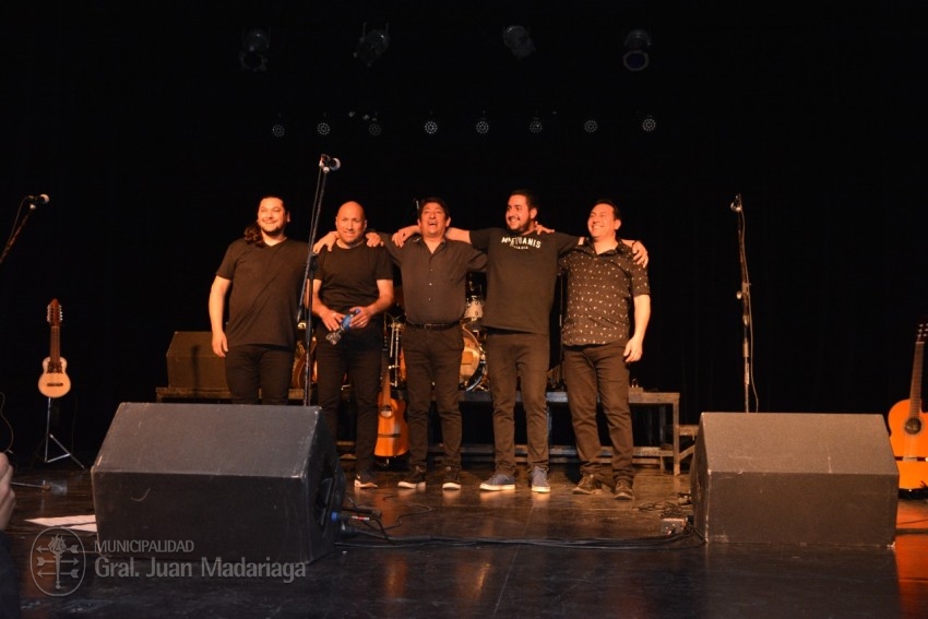 Javier Pato Gmez Grupo present 