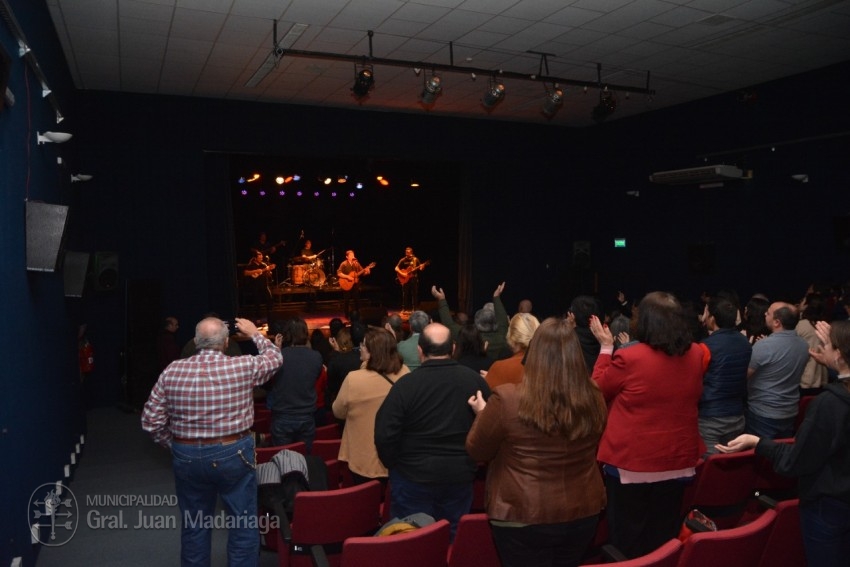 Javier Pato Gmez Grupo present 