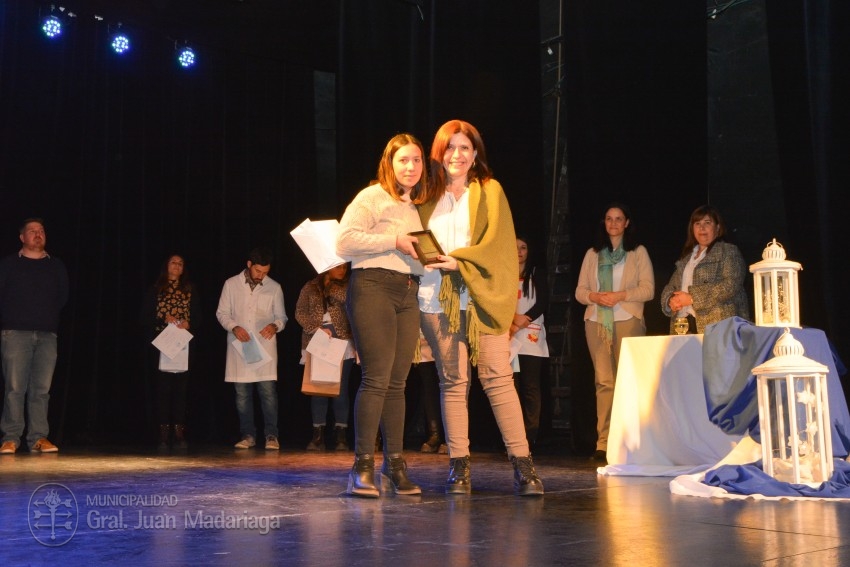 Egresados de distintas carreras terciarias tuvieron su acto de colaci