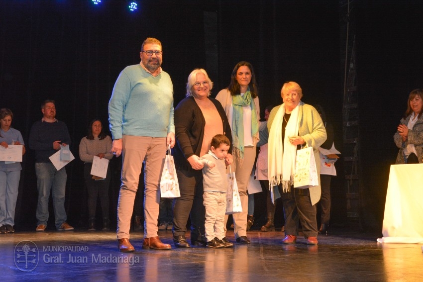 Egresados de distintas carreras terciarias tuvieron su acto de colaci