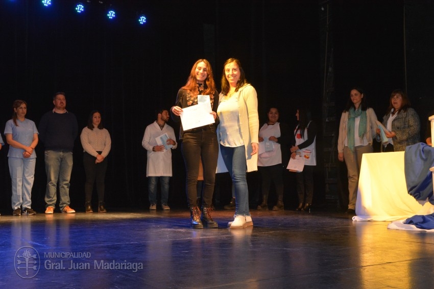 Egresados de distintas carreras terciarias tuvieron su acto de colaci