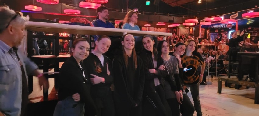 Attitude recibi la Copa CEA  a la mejor Escuela de Danzas en el certa