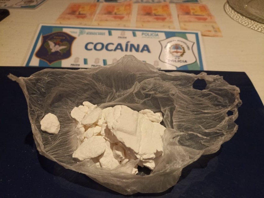 Allanamientos positivos por droga y aprehensión de un sujeto