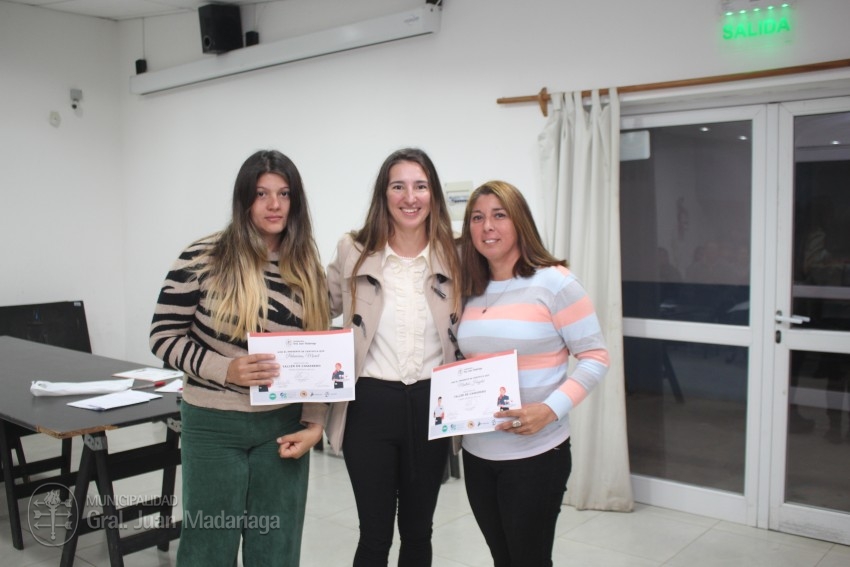 Otorgaron los certificados a 51 madariaguenses que culminaron el curso