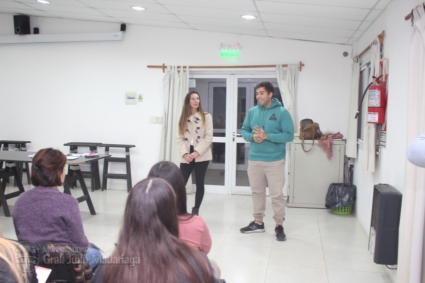 Otorgaron los certificados a 51 madariaguenses que culminaron el curso