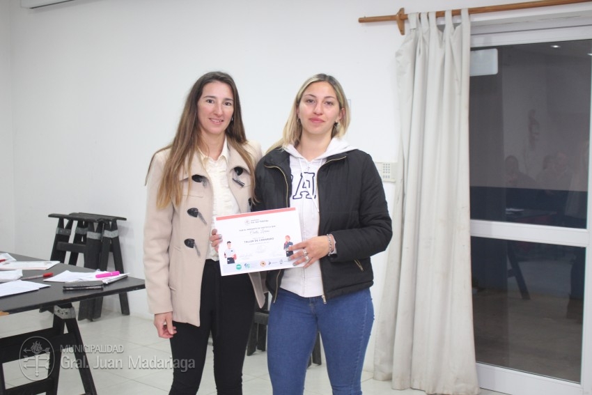 Otorgaron los certificados a 51 madariaguenses que culminaron el curso