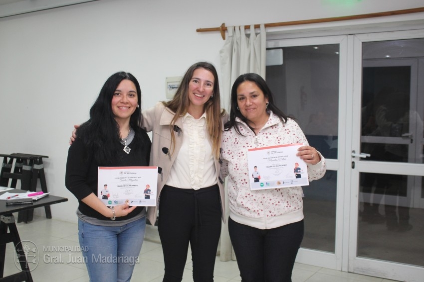 Otorgaron los certificados a 51 madariaguenses que culminaron el curso