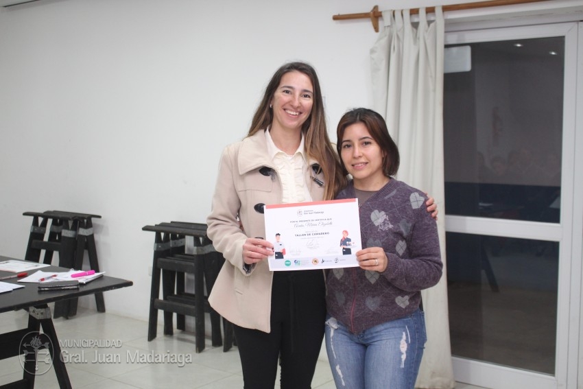 Otorgaron los certificados a 51 madariaguenses que culminaron el curso