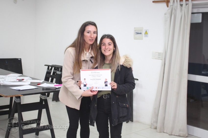 Otorgaron los certificados a 51 madariaguenses que culminaron el curso