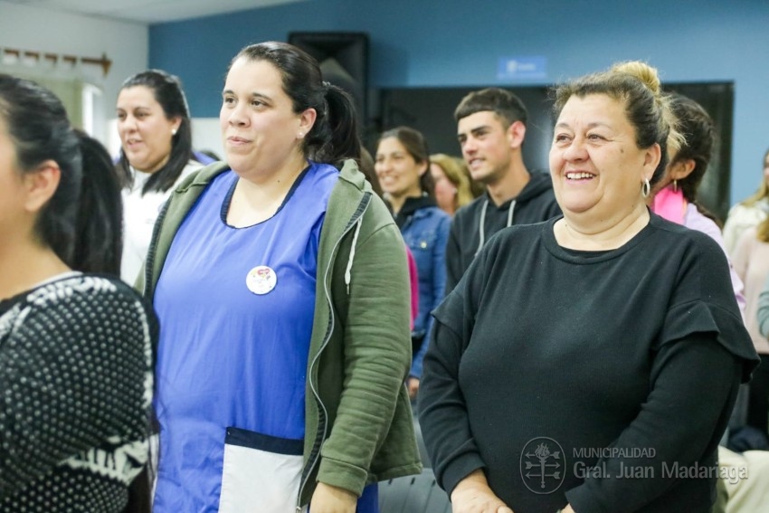 Jos Mara Cirelli disert sobre Autismo
