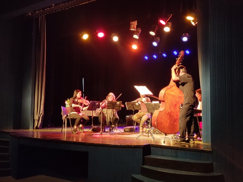 Otorgaron placas de reconocimiento a quienes lograron el mejor promedi