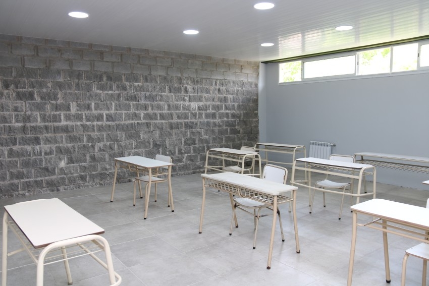 Inauguraron ocho aulas y sanitarios en la Escuela de Educación Técnica