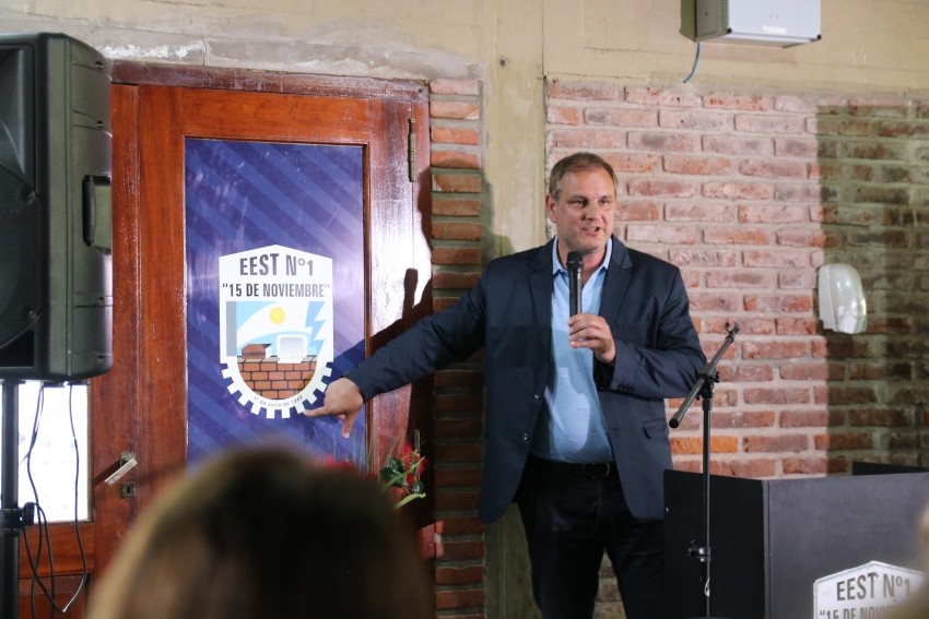 Inauguraron ocho aulas y sanitarios en la Escuela de Educación Técnica