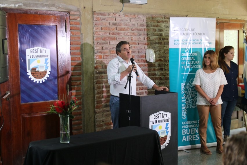 Inauguraron ocho aulas y sanitarios en la Escuela de Educación Técnica
