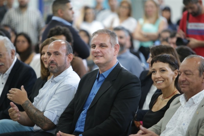 Santoro firm el convenio para que giren los fondos destinados a la co